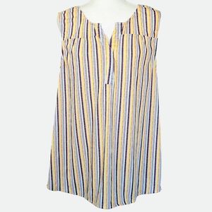 Eden & Olivia V-neck Sleeveless Button Back Top